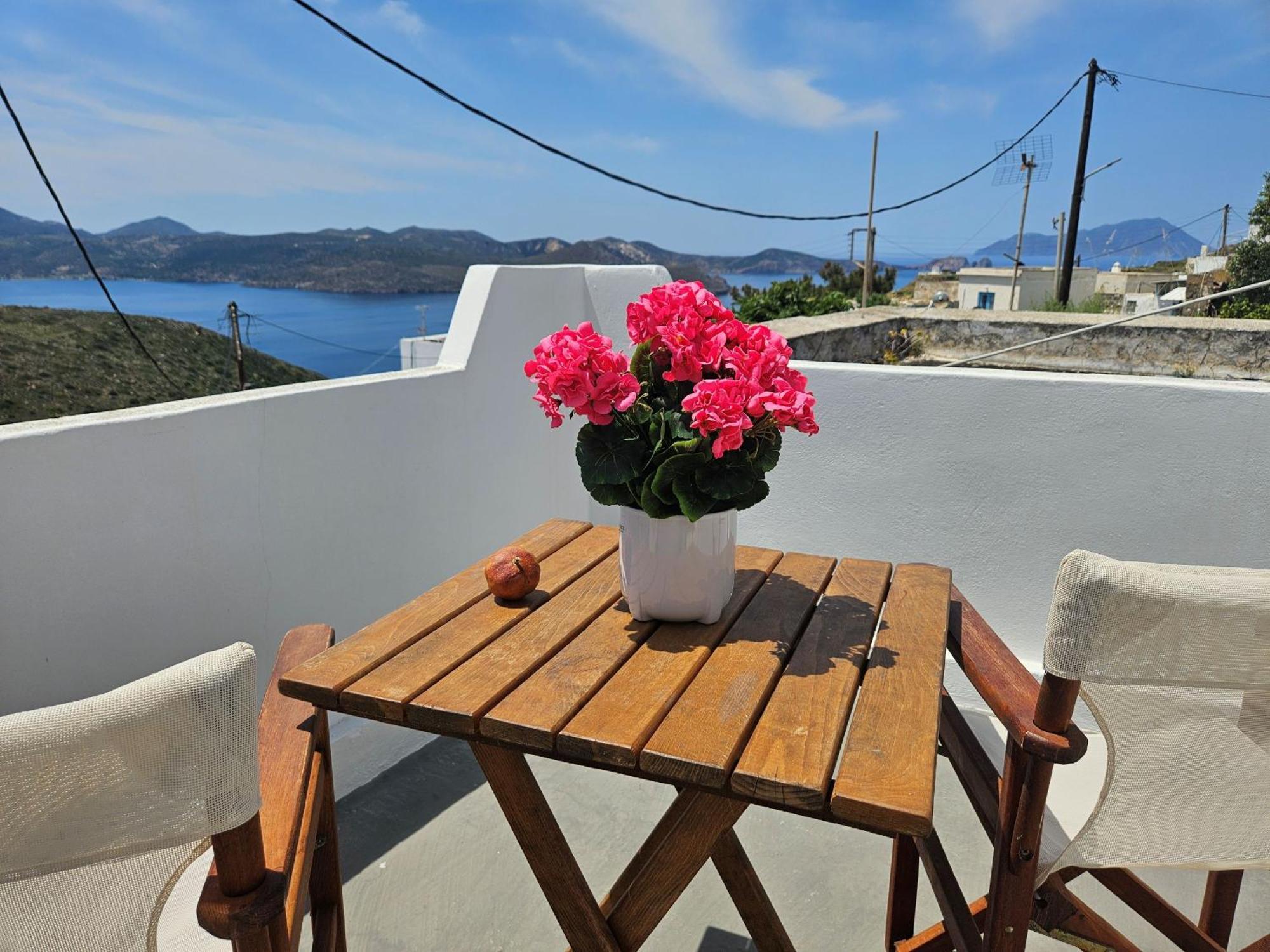 Trypiti Sea View Apartment Экстерьер фото