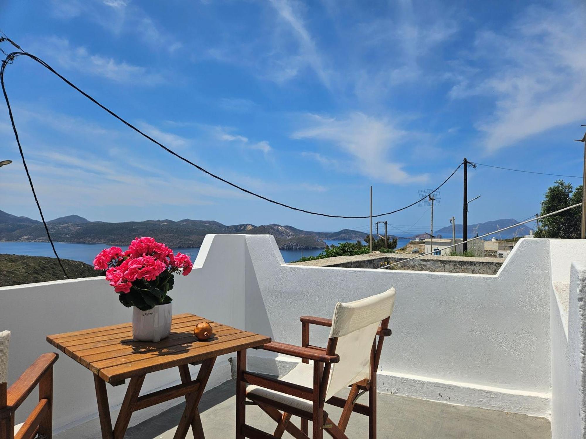 Trypiti Sea View Apartment Экстерьер фото