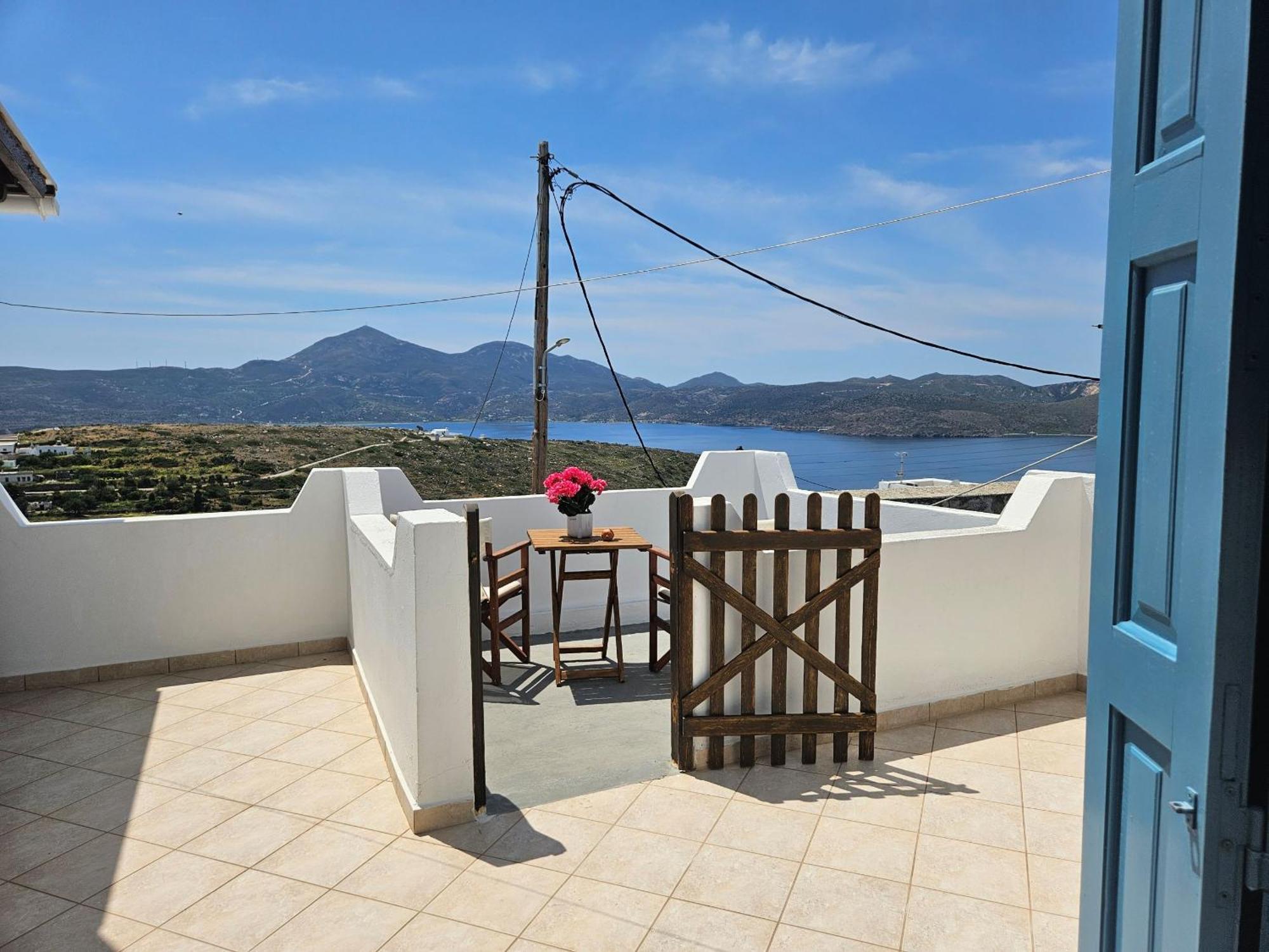 Trypiti Sea View Apartment Экстерьер фото